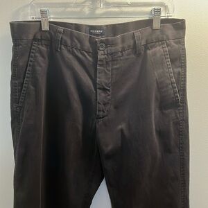 Men’s W34 L30 black dockers, slim fit. Fits Women’s 8-10. Straight leg trousers